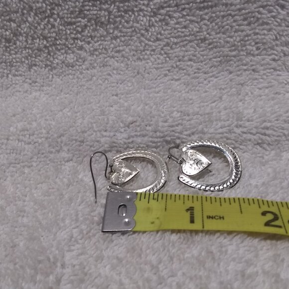 Montana Silversmiths Silver Large Heart In Horseshoe Earrings Drop Dangle Mint ! - Picture 7 of 7